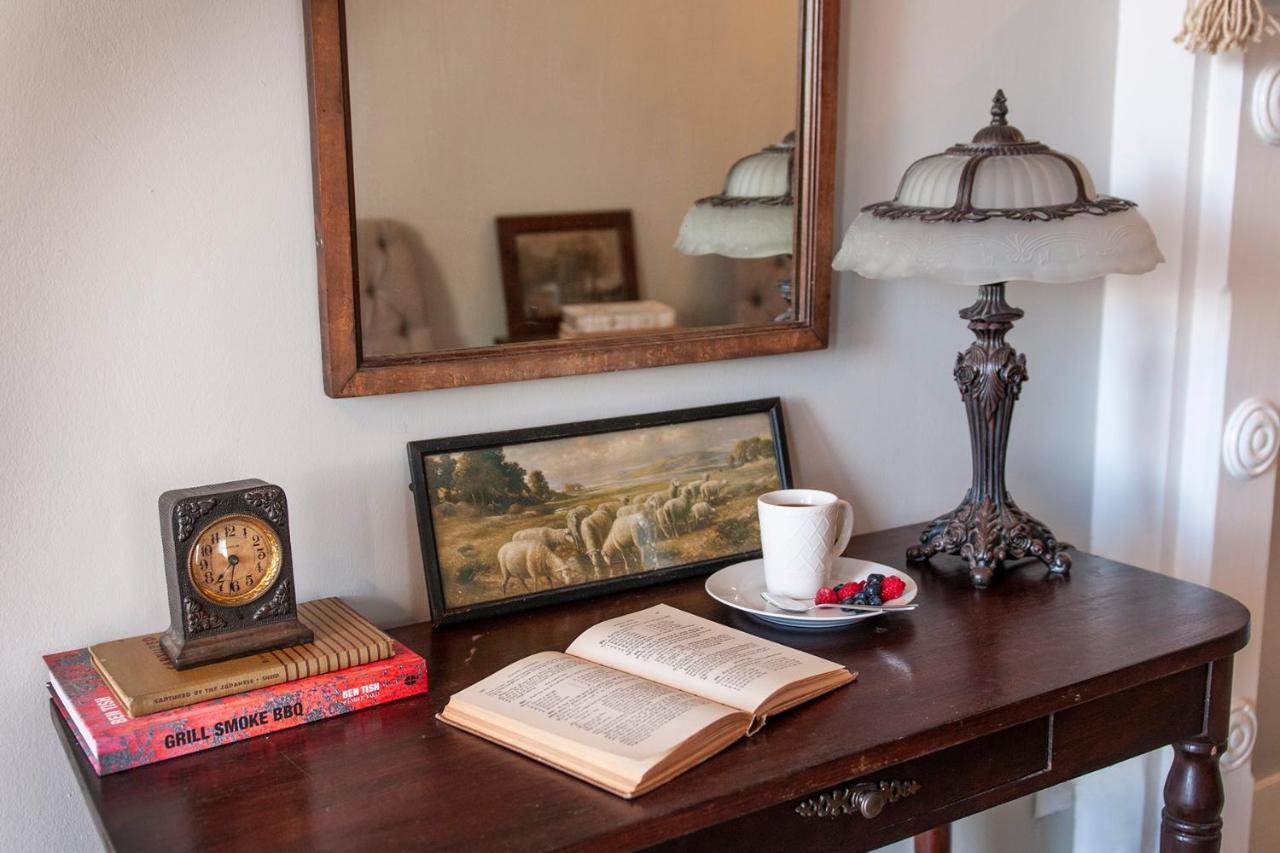 Dabbs Hotel Bed And Breakfast Llano Extérieur photo